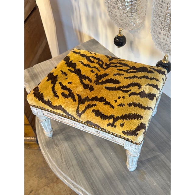 French Louis XVI Stool For Sale - Image 4 of 5