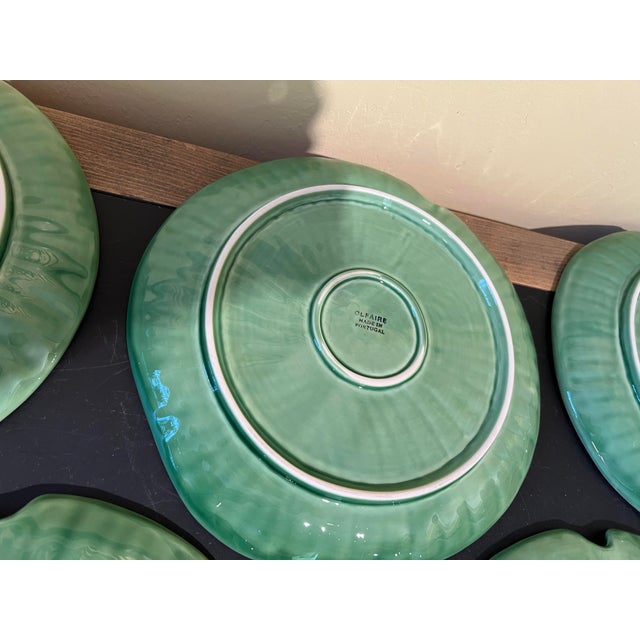 Late 20th Century Olfaire Leaf Dinner Green Ceramic Plates, Made in Portugal - Set of 5 For Sale - Image 4 of 10