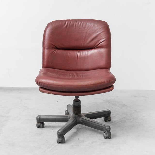 Office Chair in Burgundy Leather, 1970s For Sale - Image 3 of 9