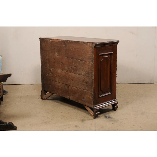 Brown 18th Century Italian Walnut Wood Cassettiera For Sale - Image 8 of 12