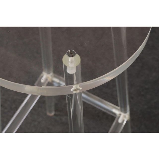 Single Vintage American Hollywood Regency Style Lucite Bar Stool For Sale - Image 14 of 18