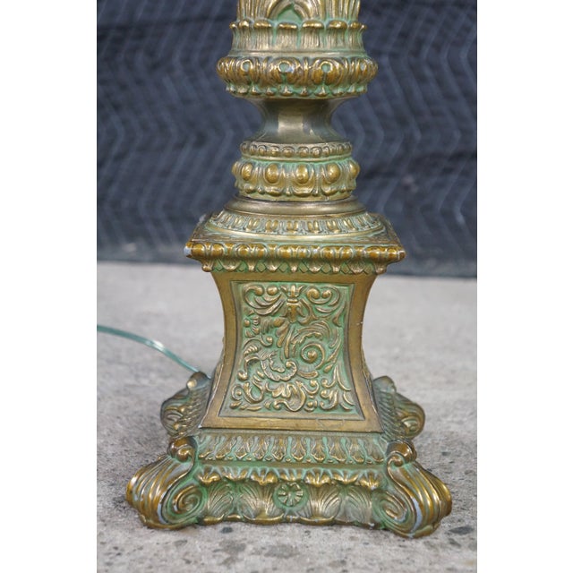 Vintage Gilt Bronze Neoclassical Corinthian Column Table Lamp Verdigris Patina For Sale - Image 4 of 16