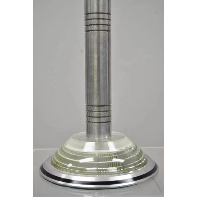 Art Deco Early 20th Century Art Deco Walter Von Nessen Pattyn Style Aluminum & Acrylic Skyscraper Table Lamp For Sale - Image 3 of 10