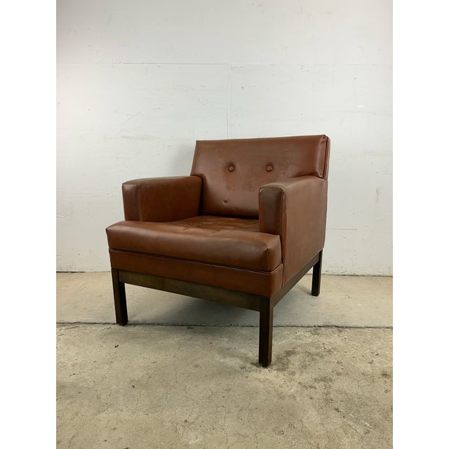 Mid Century Modern Brown Vinyl Lounge Chair With Walnut Base For Sale - Image 11 of 12