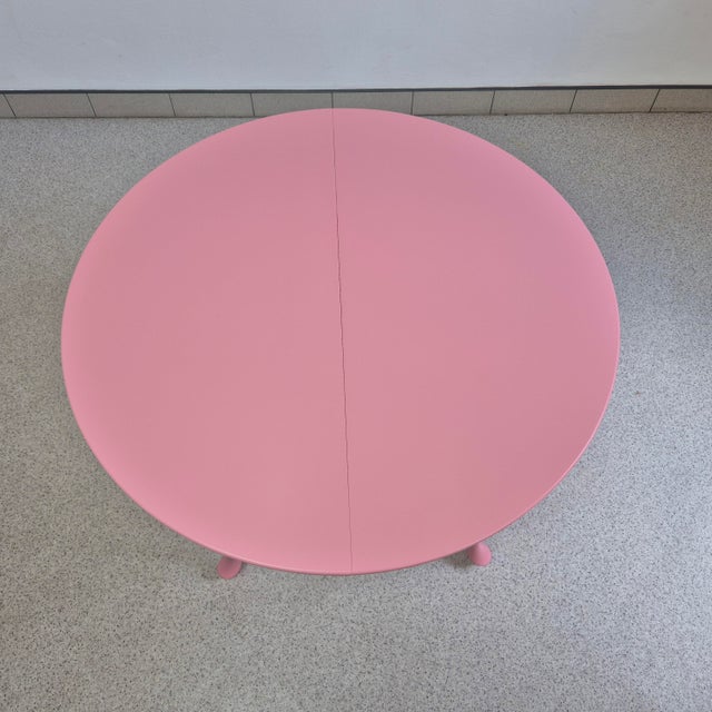 Mid-Century Round & Extendable Pink Dining Table, 1950s For Sale - Image 9 of 13