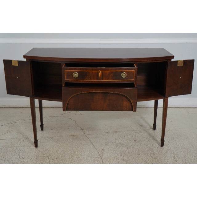 Hepplewhite Henkel Harris Bow Front Inlaid Sideboard Buffet Brandy Board For Sale - Image 3 of 12