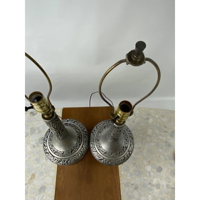 Mid-Century Silver Ceramic Plasto Abstract Lamps - a Pair For Sale - Image 9 of 10