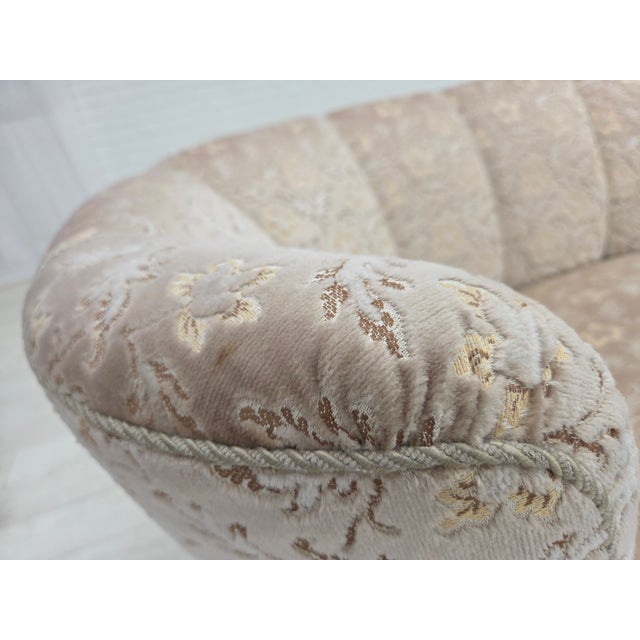 Mid-Century Modern Danish 2-Seater Banana Sofa in Light Green-Gray Furniture Velour, 1970s For Sale - Image 3 of 18