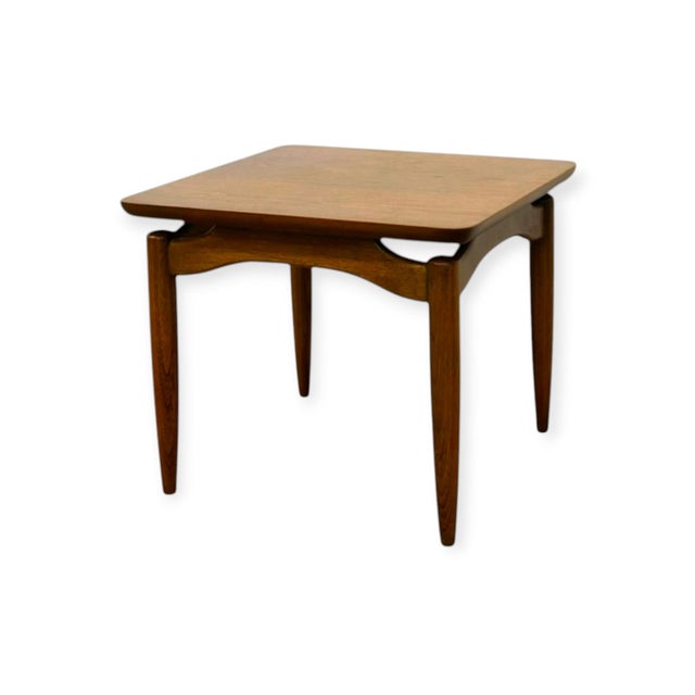 Mid-Century Modern Vintage Mid-Century Modern Square Wooden End Table With Sculptural Base. For Sale - Image 3 of 7