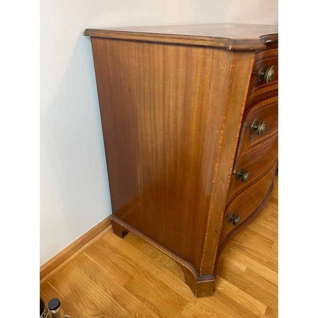 Brown Antique Mahogany Serpentine Chest of Drawers With Satinwood Inlay For Sale - Image 8 of 10