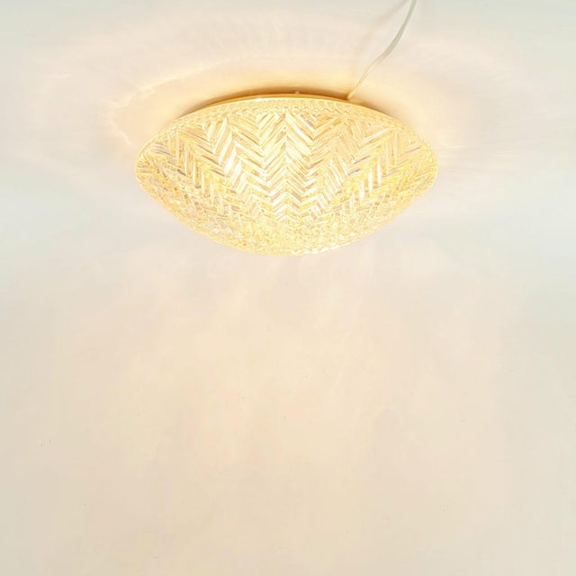 1970s Mid-Century Modern Art Deco Geometric Amber Glass Ceiling Light from Limburg, Germany, 1970s For Sale - Image 5 of 9