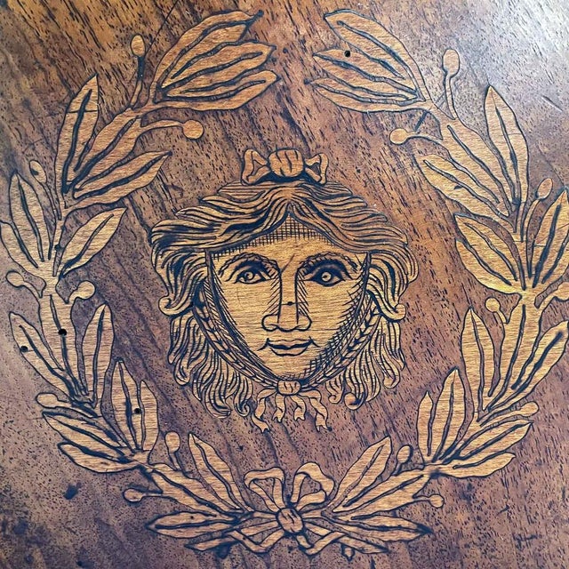 Antique Double Bed in Walnut, First Half of 1800, with a boat-shaped structure entirely veneered in good thickness and...