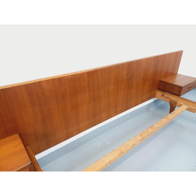 Vintage Scandinavian Teak Double Bed with Integrated Bedside Tables, 1960s For Sale - Image 6 of 18
