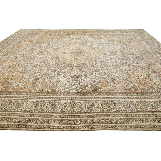 Tan 1900 Antique Indian Agra Wool Rug in Ivory and Tan With Medallion Design For Sale - Image 8 of 9