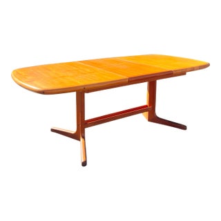 Mid Century Modern Extendable Dining Table + Stow-Away Butterfly Leaf | by D Scan For Sale