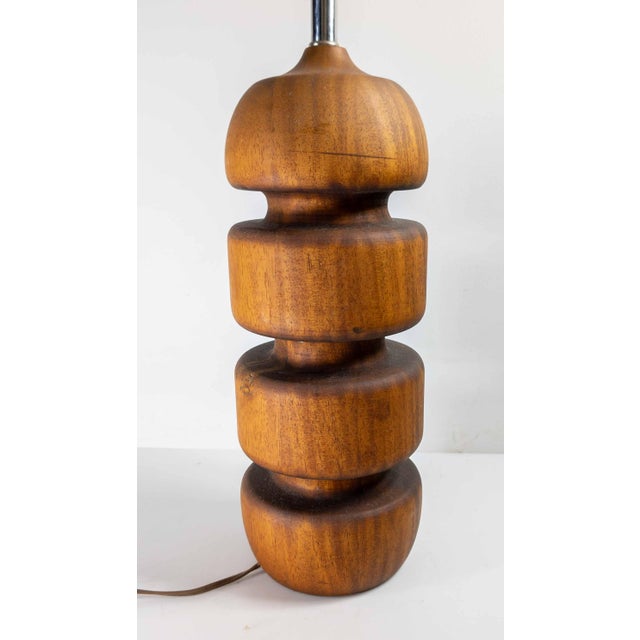 Mid 20th Century Mid 20th Century Mid-Century Modern Sculptural Architectural Turned Walnut Table Lamp For Sale - Image 5 of 10