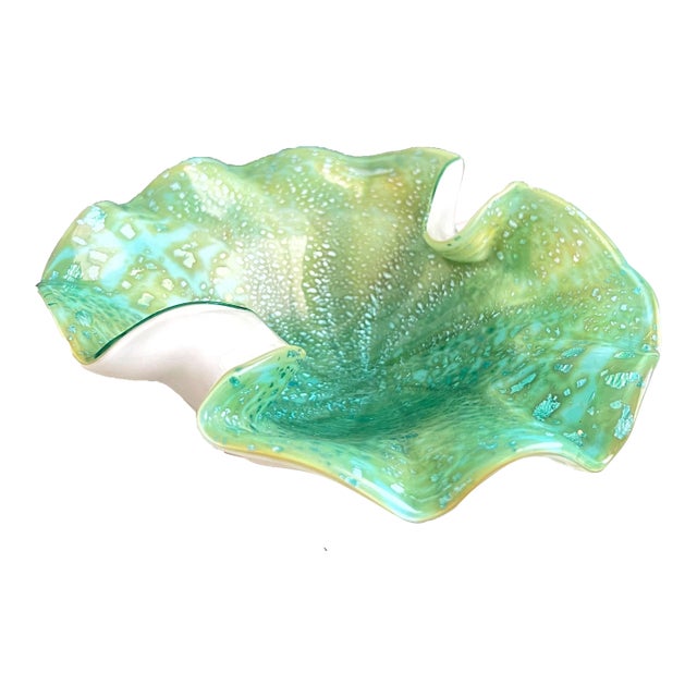 Vintage Mid-Century Italian Murano Green and Silver Art Glass Bowl With White Casing For Sale