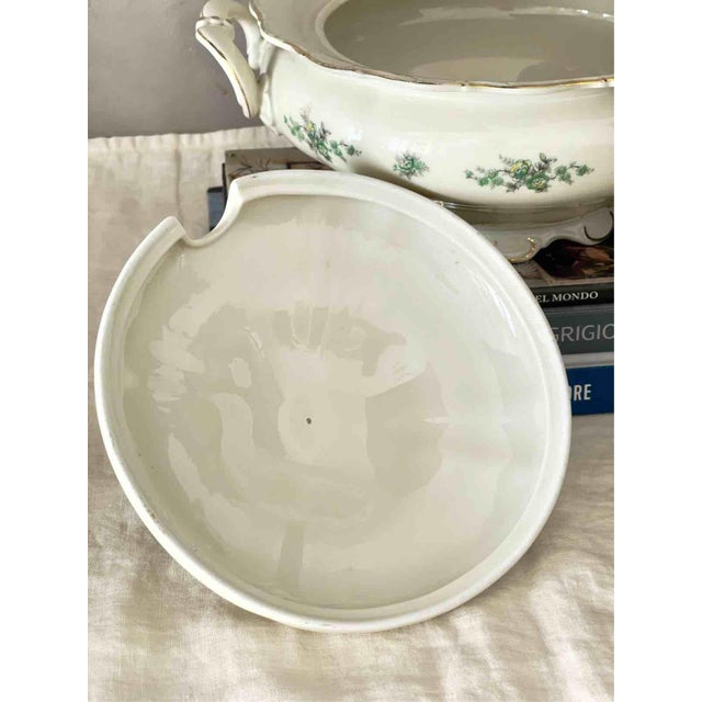 Porcelain Theresia Tureen with Gilt Details from Seltmann Weiden, Germany, 1950s For Sale - Image 9 of 16