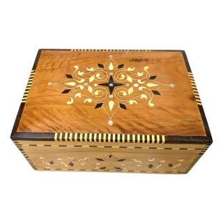 Vintage Handmade Inlaid Marquetry Mother of Pearl Wood Dresser Jewelry Box For Sale