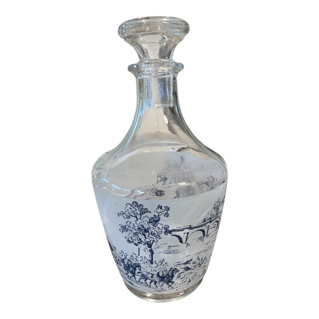 Traditional Mid 20th Century French Frosted Scenic Glass 7.5” Decanter & 5 Cordial Glasses, 6 Piece Set For Sale - Image 3 of 11