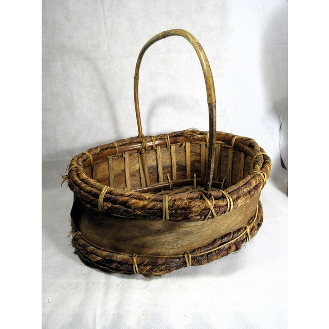 Textile Rustic Vintage Wood Shave Natural Fiber Gathering Basket For Sale - Image 7 of 15