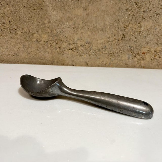 1950s Best Original Roldip Ice Cream Scoop For Sale - Image 11 of 11