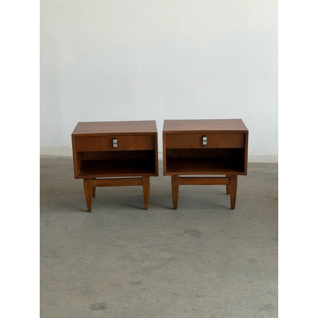 Mid-Century Modern Mid 20th Century Nightstands by Rs Associates - Pair, Attributed For Sale - Image 3 of 15