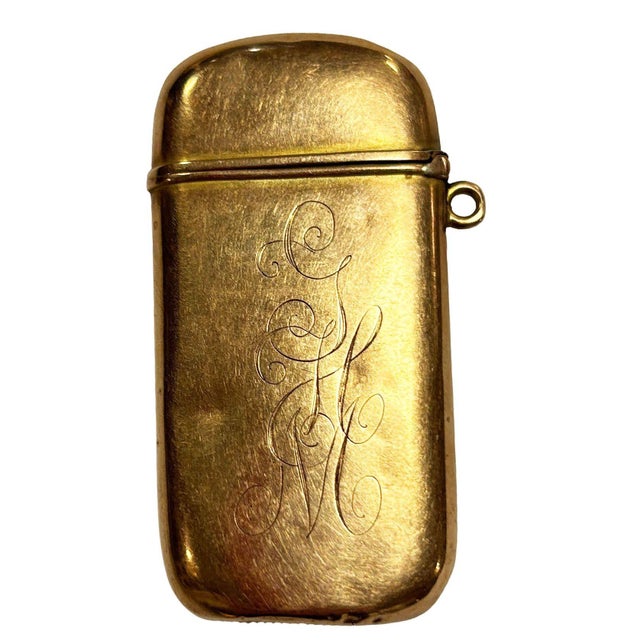 This stunning match safe/vesta case is a beauty. It dates from the Late Victorian Western erain 1890 . It is crafted in...