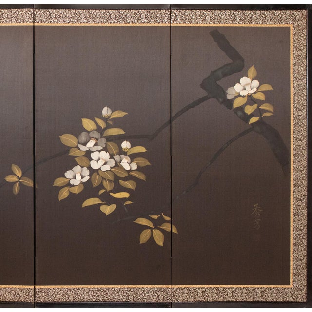 Japanese 1960s Shōwa Era Japanese Painted Silk Byobu Screen "Magnolia" For Sale - Image 3 of 17