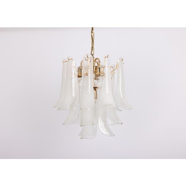 Large Murano Glass Petals Chandelier, 1980s For Sale - Image 6 of 18