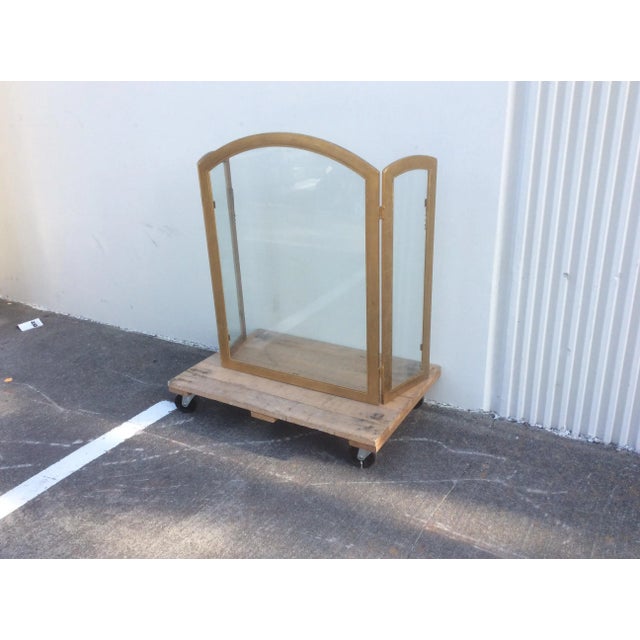 1980s Gilt Metal and Glass Fire Screen For Sale In San Antonio - Image 6 of 9