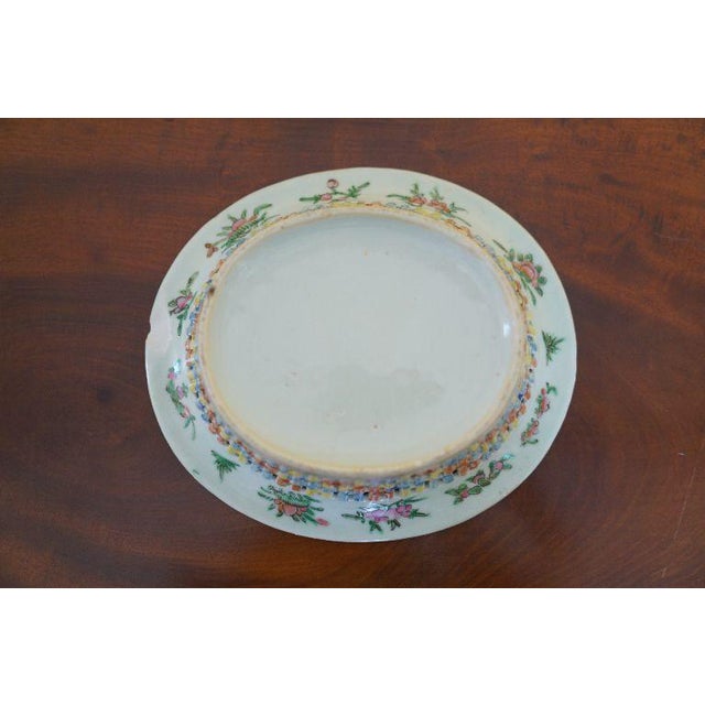 Chinese Canton Famille Rose Reticulated Basket Bowl With Floral and Figural Decoration For Sale - Image 10 of 12