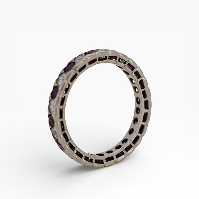 Art Deco Vintage Ruby & Diamond Eternity Ring 18k Gold - 1990s, Size 6 For Sale - Image 3 of 6