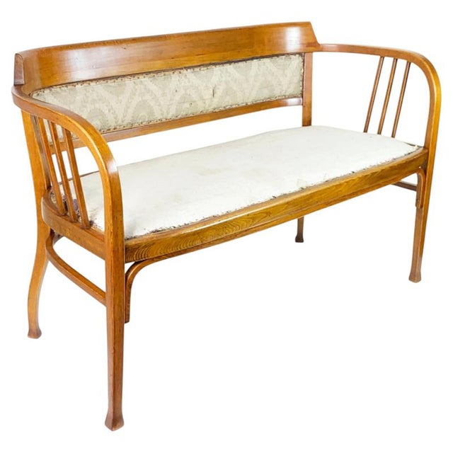 Seating set is in perfect original condition. Solid and compact, suitable for everyday use. Minor repairs have been made,...