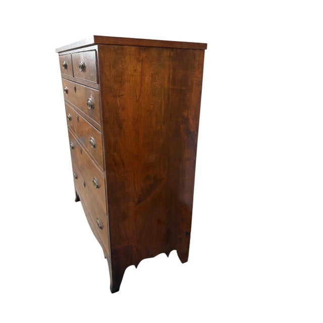 Antique Early American Chest of Drawers / Dresser For Sale - Image 4 of 5