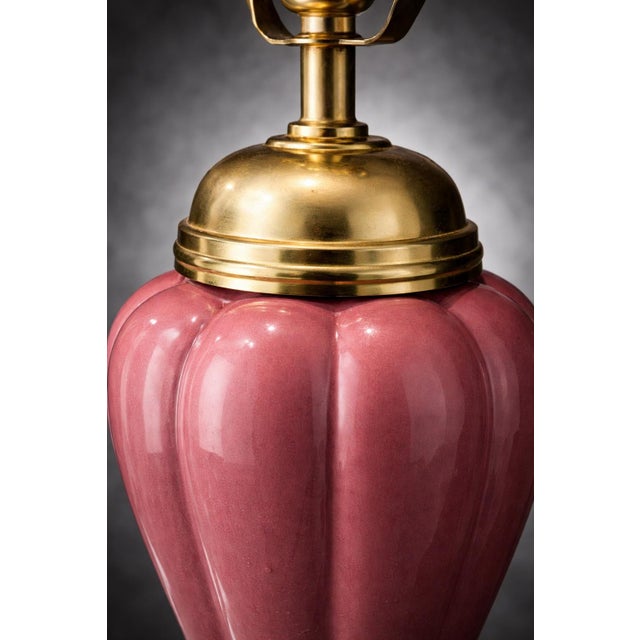 Late 20th Century Hollywood Regency Pink Fluted Ceramic & Brass Table Lamp With Linen Shade For Sale - Image 9 of 11