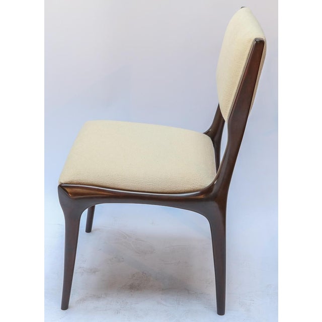 1950s Set of 12 Carlo De Carli Attributed Dining Chairs in Ivory Linen For Sale - Image 9 of 10