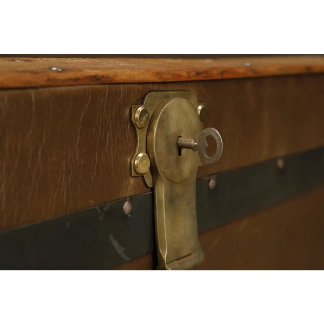 Restored Crouch & Fitzgerald Leather Trunk, C 1920s, Signed For Sale - Image 10 of 18