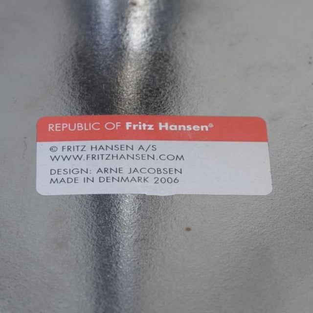 Oxford Chair in Grey Fabric by Arne Jacobsen, 2006 For Sale - Image 15 of 16