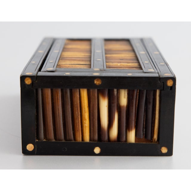 Antique Anglo Indian Ebony & Porcupine Quill Box For Sale - Image 4 of 11