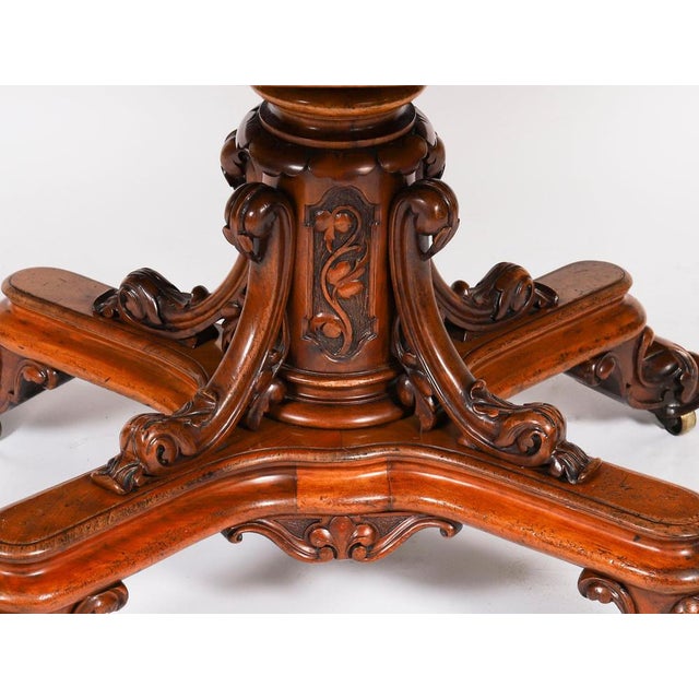 Antique Oval Tilt Top Loo Dining Table in Burr Walnut, 1800s For Sale - Image 14 of 18
