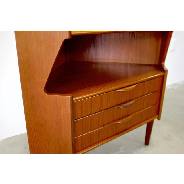 Omann Jun. Møbelfabrik Teak Corner Cabinet With Bar For Sale - Image 14 of 15