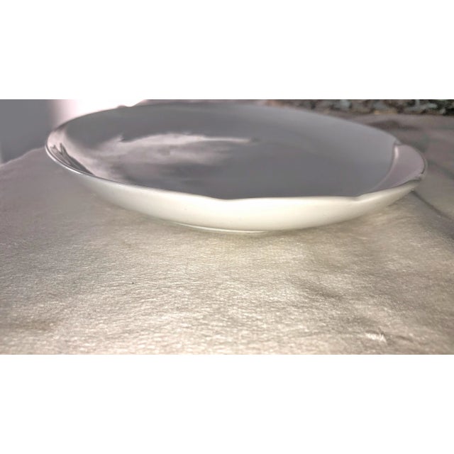 Contemporary 80s en Vogue for Maxim's of France by Hutschenreuther of Germany Oval Serving Platter For Sale - Image 3 of 5