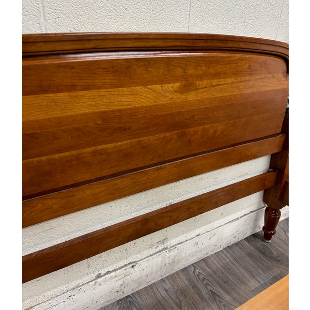 Vintage Full Size Traditional Colonial Style Low Poster Bed For Sale - Image 9 of 12