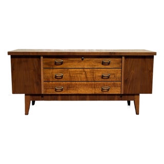 Vintage Mid-Century Modern Lane Cedar Chest | Walnut Blanket Storage Chest, Circa 1960s For Sale