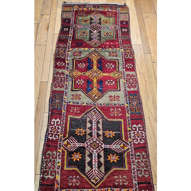 Early 20th Century Turkish Oushak Runner, Hand-Knotted Wool, Geometric Pattern, 3x16 For Sale - Image 13 of 16