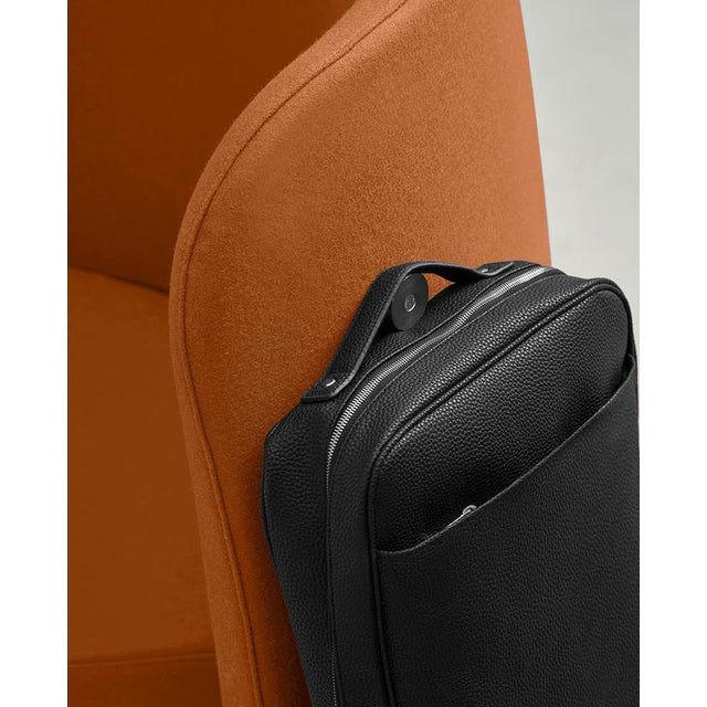 Only Ju Relax Pod Seating with Oak Shelf and USB Socket by Quinti Sedute For Sale - Image 4 of 8