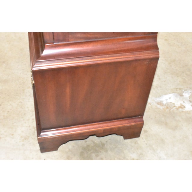 Wood Henkel Harris Mahogany Chippendale Display Cabinet Style 2301 For Sale - Image 7 of 16