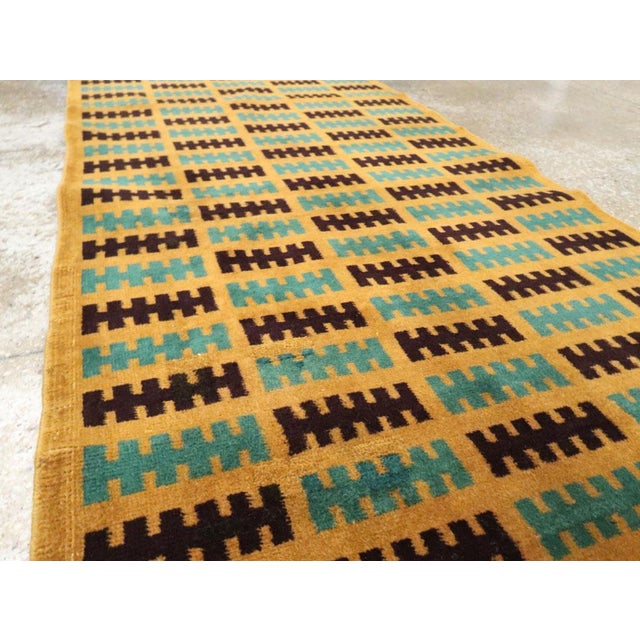 Galerie Shabab Collection Mid-20th Century Handmade Turkish Anatolian Art Deco Style Runner For Sale - Image 4 of 10