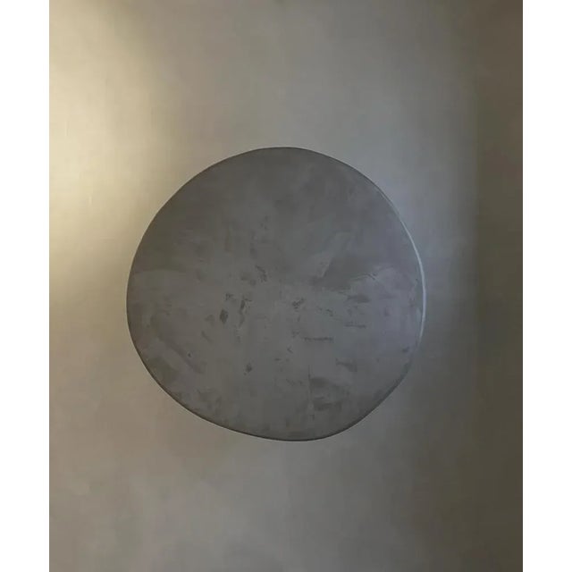 Contemporary Large Waxed Concrete Round Table by Bicci De Medici For Sale - Image 3 of 6